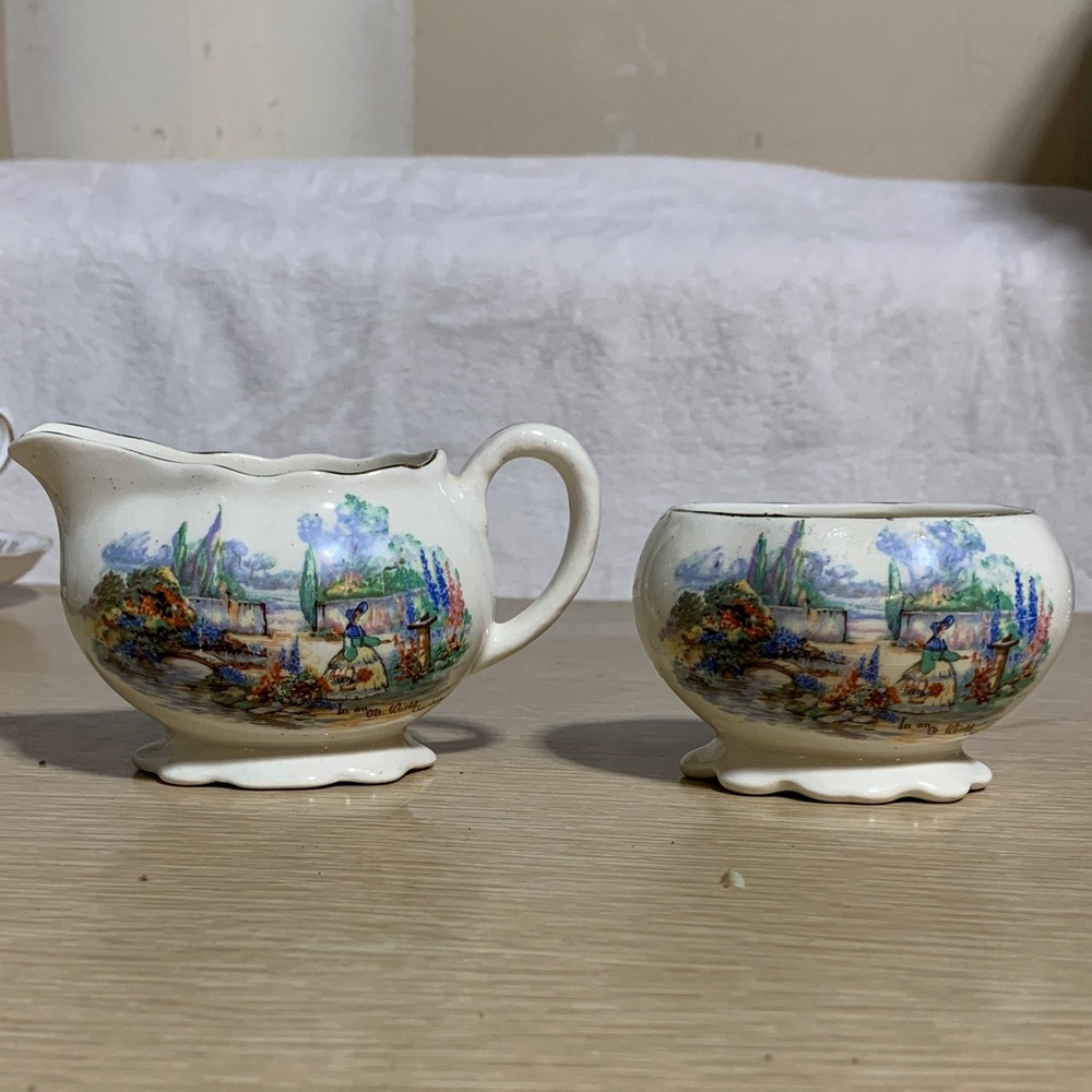 Sandland Ware Sugar Bowl Creamer Old World Garden Lancaster Hanley England